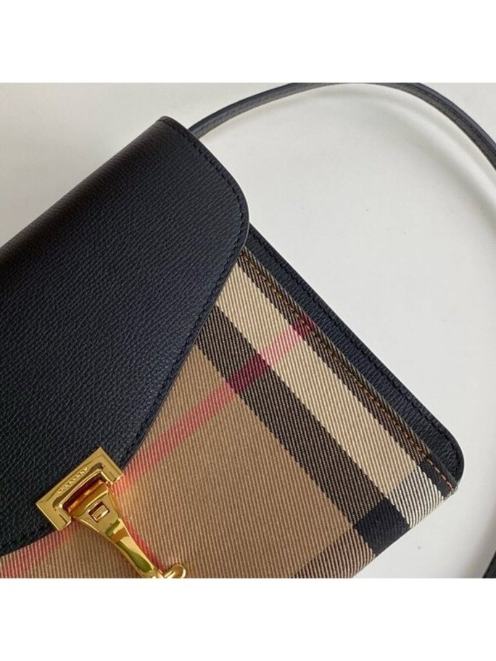 Burberry Vintage Check Leather Crossbody Bag (Small) - Picture 4 of 9
